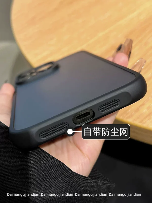 O1CN01ztQjj22GdSTTm7M71_2212377739038-1.webp Matte black silicone iPhone cases, anti-drop, dustproof, fit models 11-16 Plus, unisex, high-end, transparent options